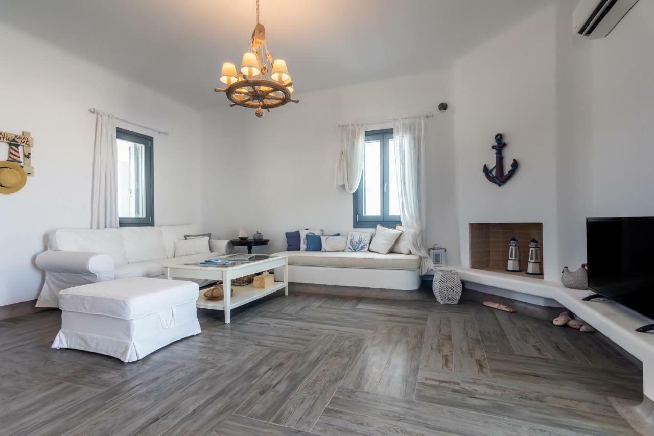 Milian Suite Adamantas  Luaran gambar